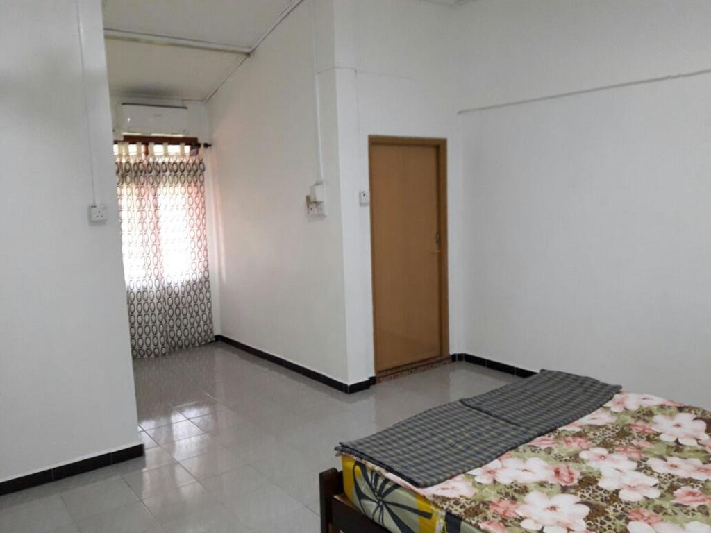 Nur Muslim Homestay At Kota Bharu Ngoại thất bức ảnh