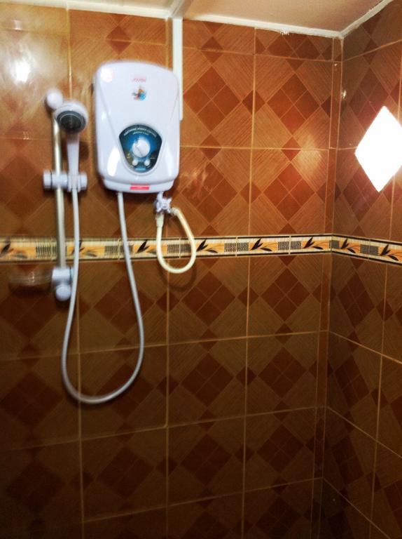 Nur Muslim Homestay At Kota Bharu Ngoại thất bức ảnh