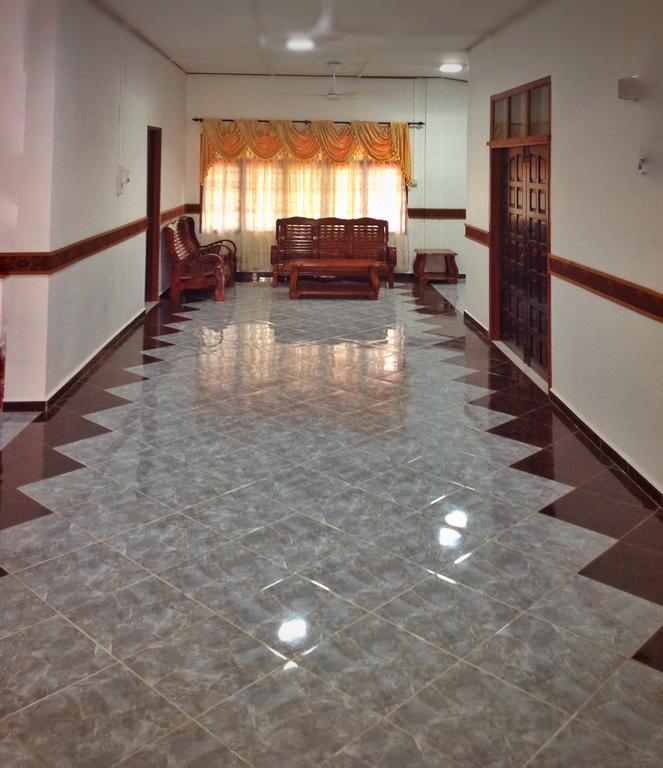 Nur Muslim Homestay At Kota Bharu Ngoại thất bức ảnh