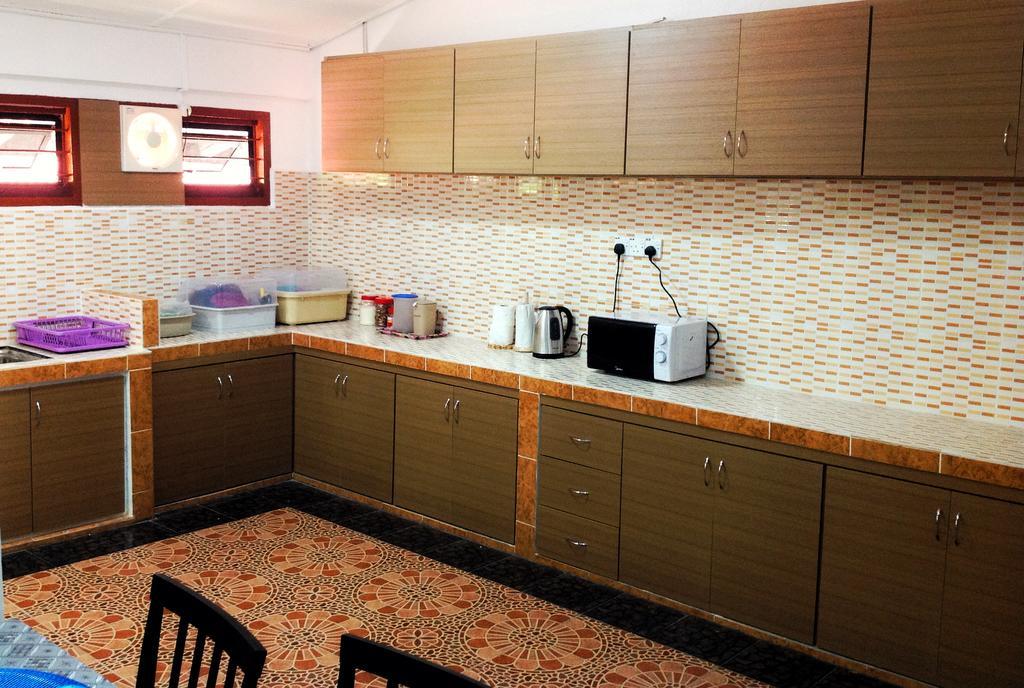 Nur Muslim Homestay At Kota Bharu Ngoại thất bức ảnh